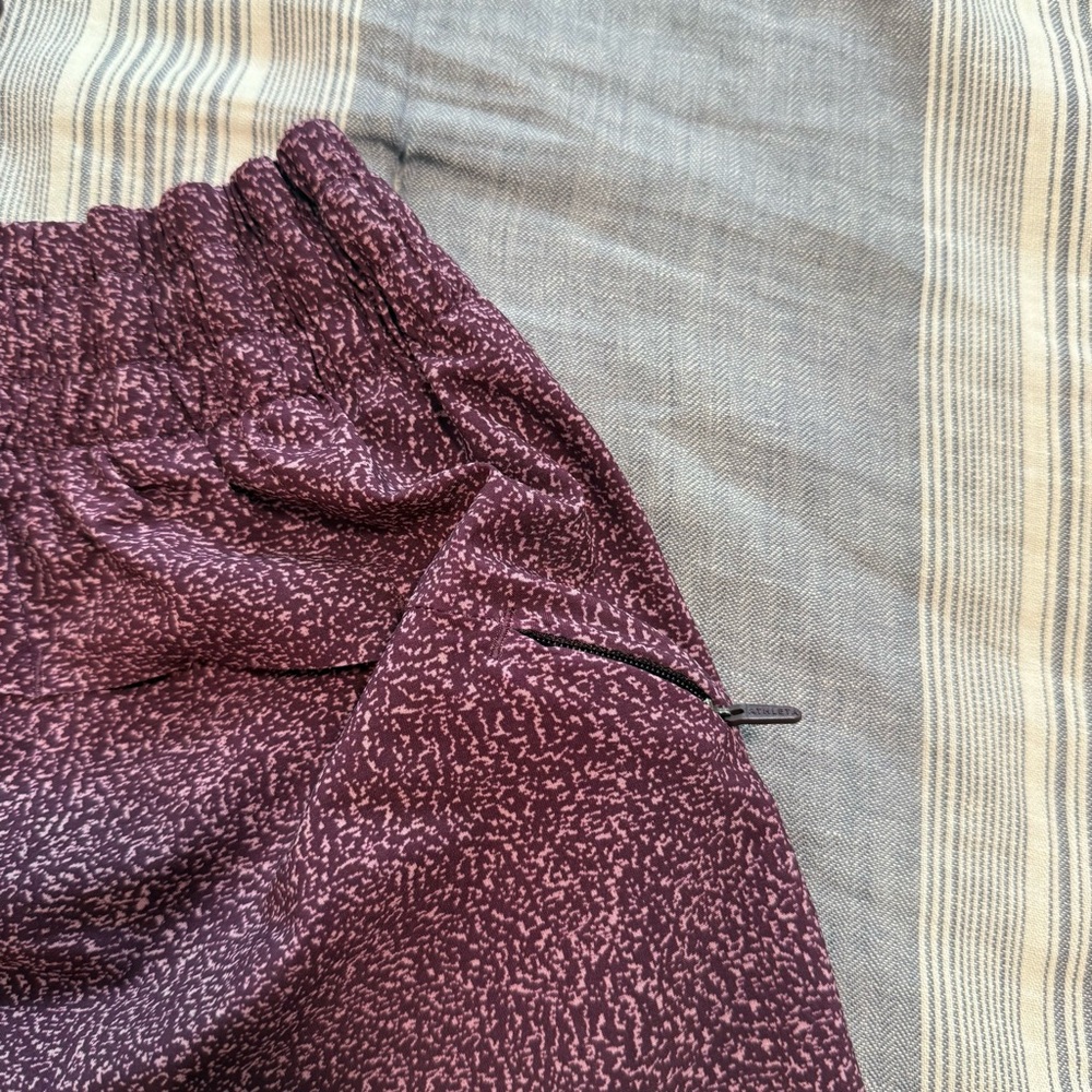 Mesh Racer Run Mid Rise 4 Short - Picture 6 of 6